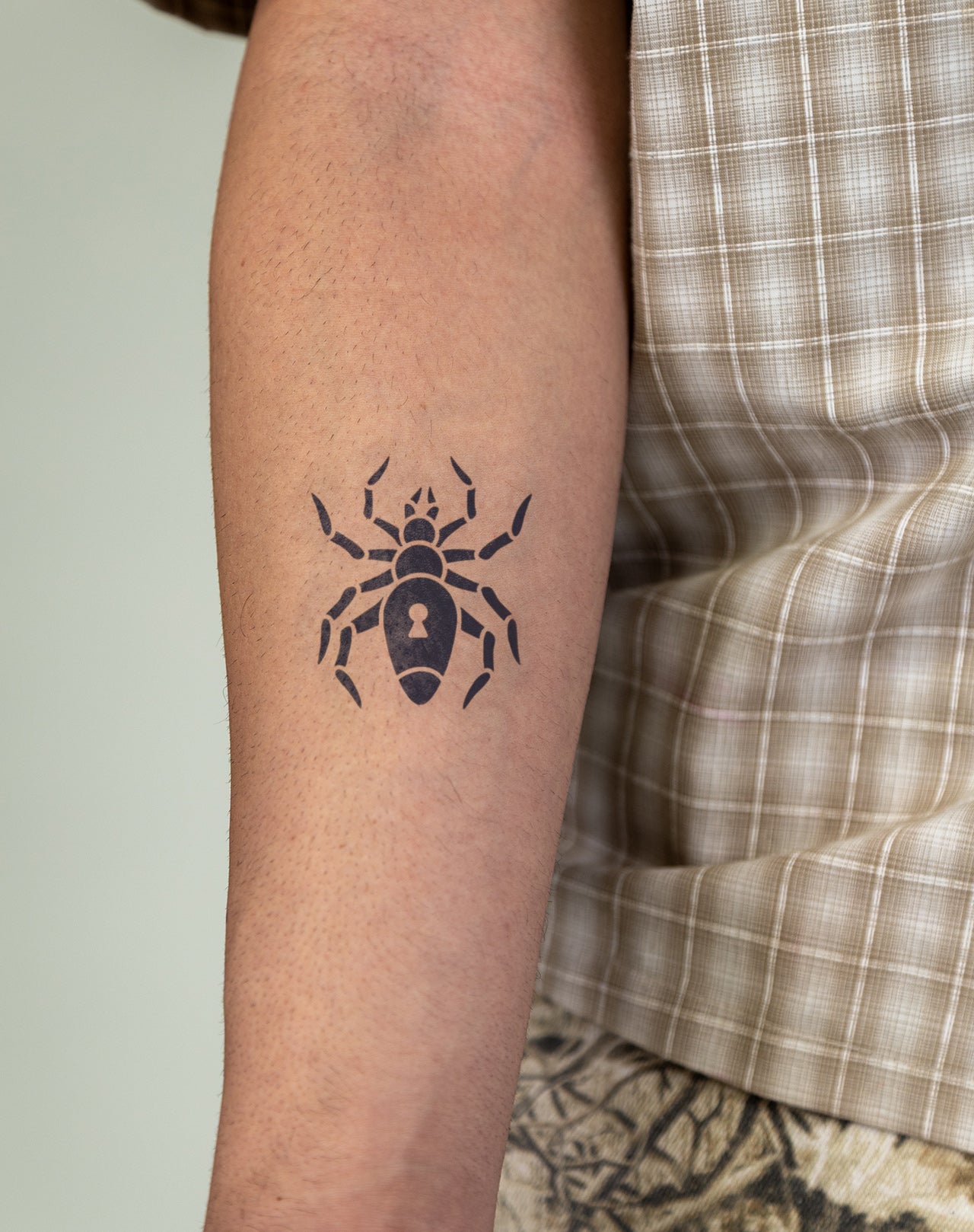 Blackwork Spider Temporary Tattoo. Lasts 1-2 Weeks. – EZINK™
