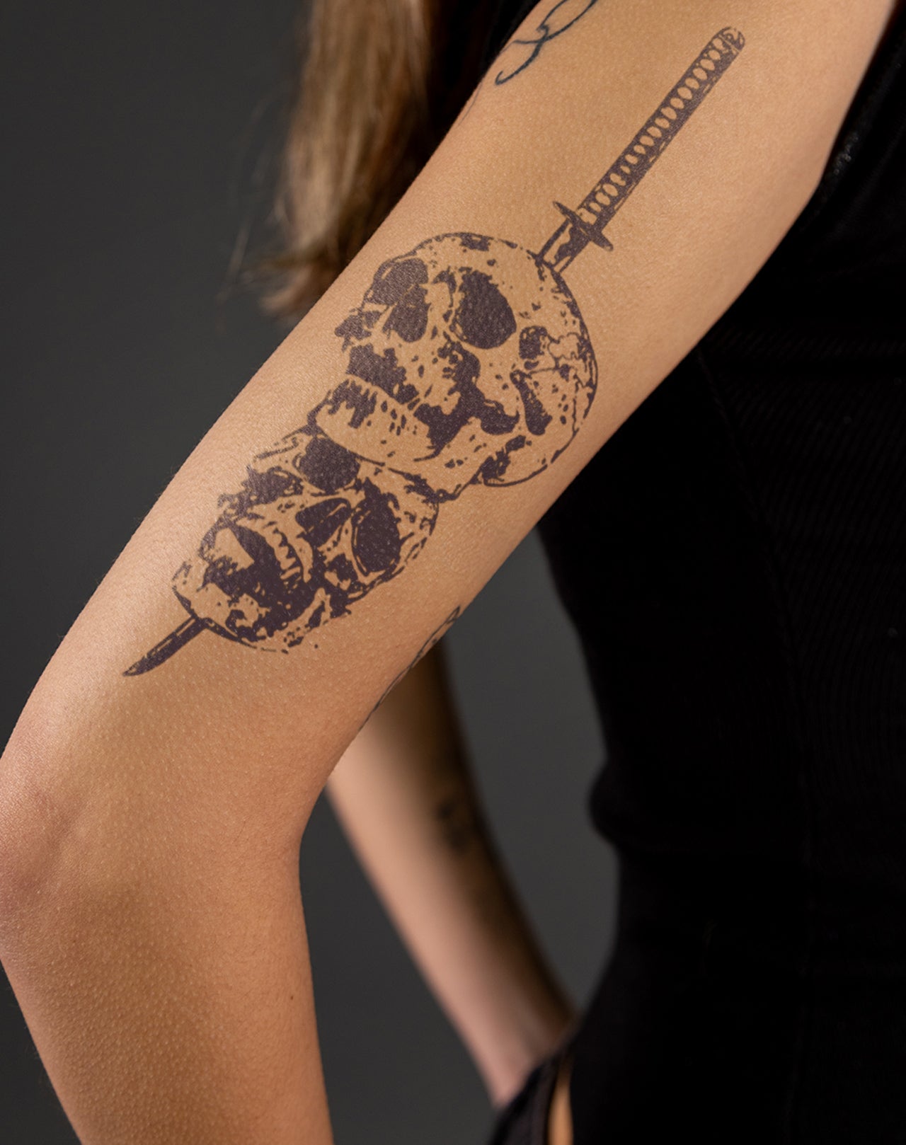 Skullspike Temporary Tattoo Lasts 1-2 Weeks – EZINK™