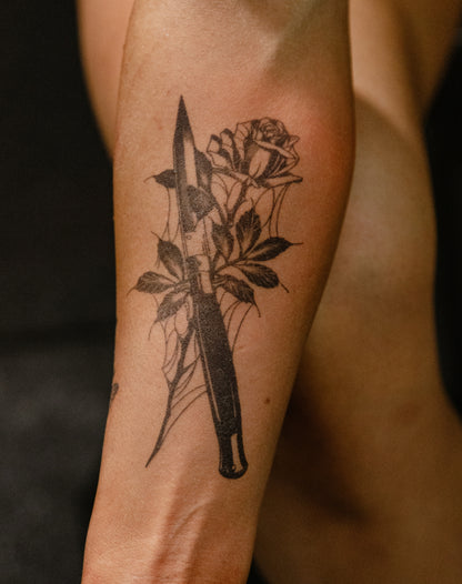 Flip Knife & Rose