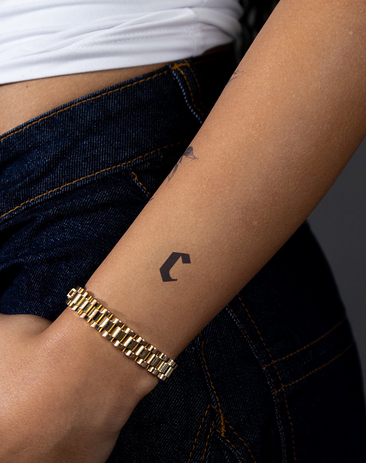 c